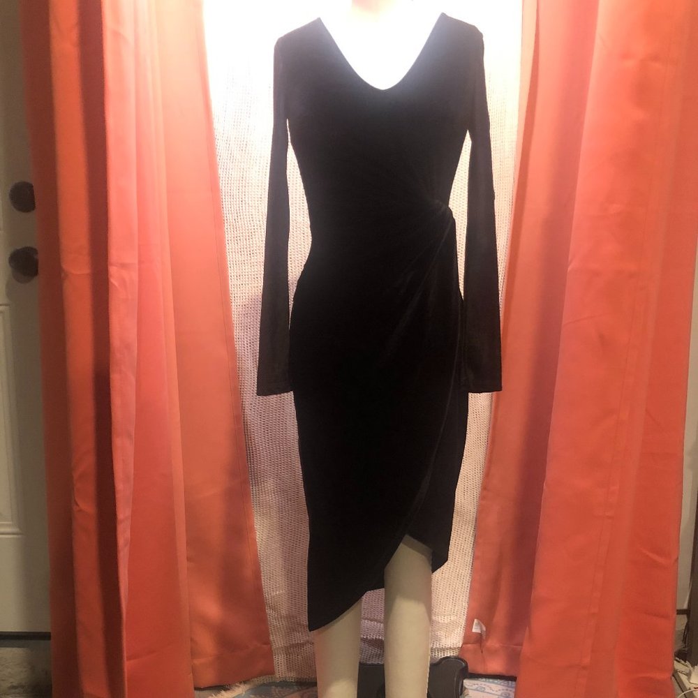 H&M Velvet black dress
